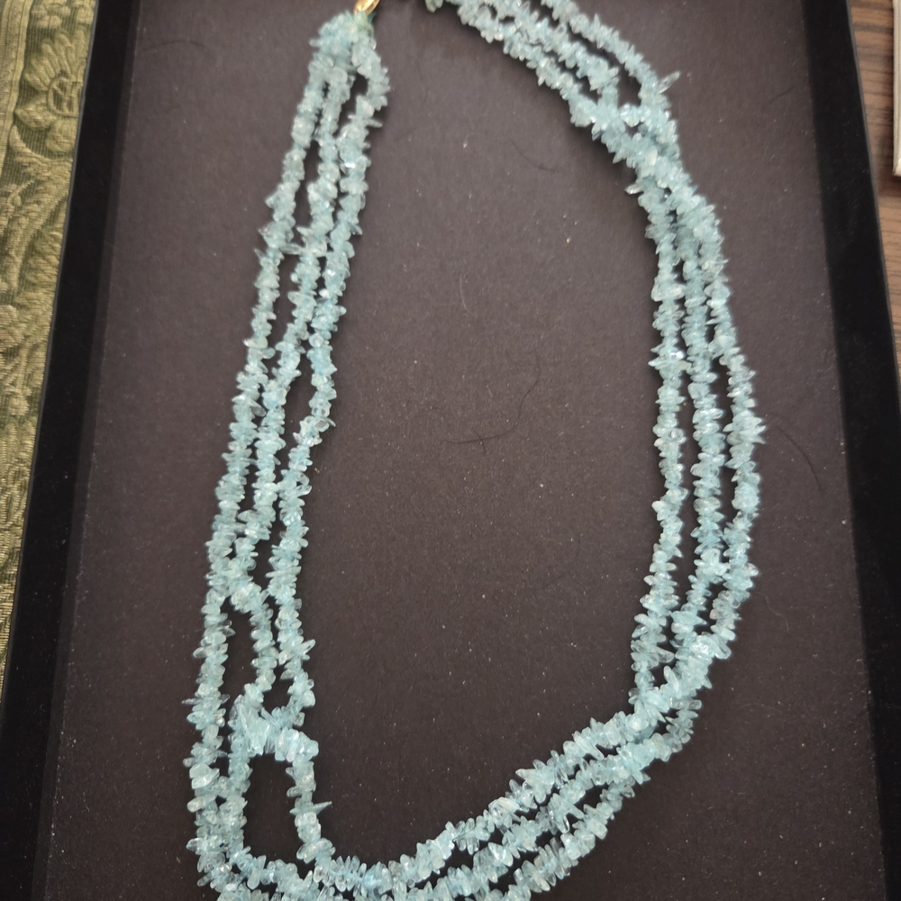 Chic Aqua Beaded Necklace